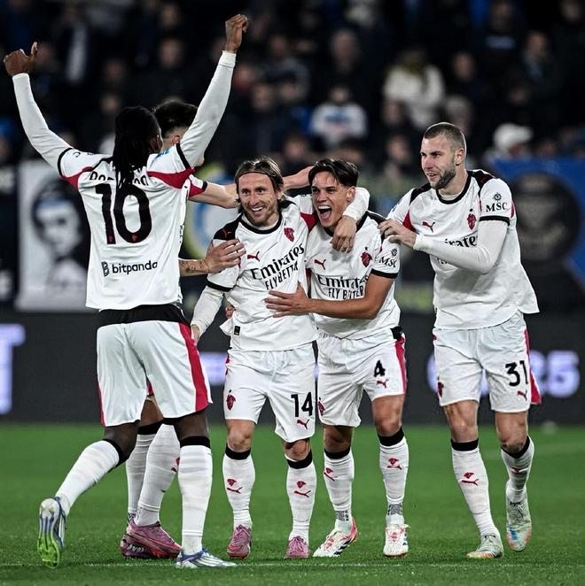 哈里斯：两连败像天塌了，过去两场不是我们的真实水平（哈里斯：连败仿若天塌，近两战不代表我们的真实实力）