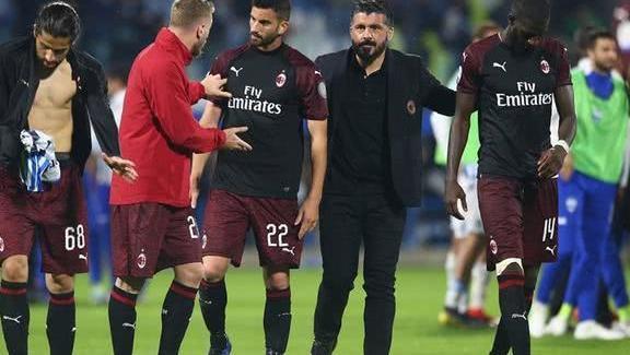 爱国之心！谷爱凌回应夺赛季首冠：中国队包揽前三，很自豪很开心（谷爱凌夺赛季首冠：中国队包揽前三，她称自豪又开心）