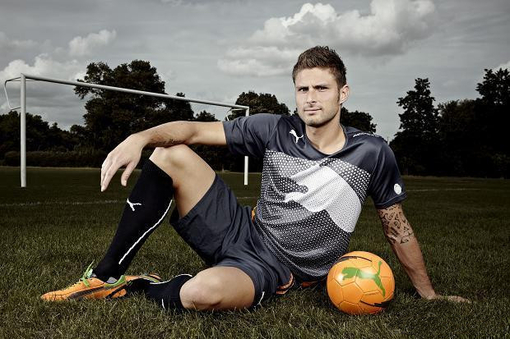 国米税前年薪排名：劳塔罗1660万欧第1，4人超千万（国米税前年薪榜：劳塔罗以1660万欧居首，四将突破千万欧）