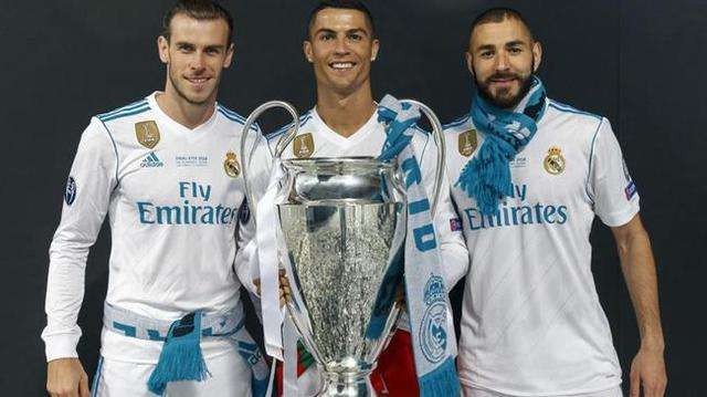 怀特复出力助阿森纳争冠，枪手伤病潮下的坚强回应（怀特复归助阿森纳冲冠，伤病潮中枪手强势回击）