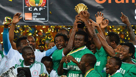 火箭队员互选紧急联系人，阿杜选老姐夫泰特选阿门（火箭队互选紧急联系人：阿杜点名老姐夫，泰特选择阿门）