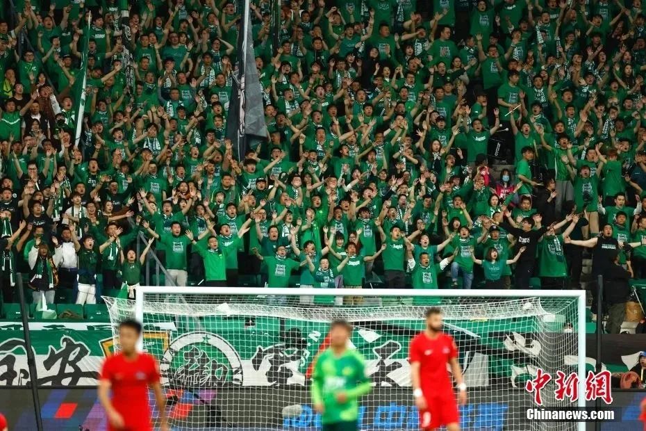 小彩娃21分6发获MVP欧冠土耳其费内巴切零封本菲卡技术统计（欧冠技术统计：小彩娃砍21分送6记发球得分当选MVP 土耳其费内巴切3-0零封本菲卡）